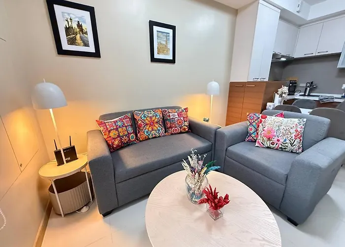 European Vibe 1br Great River View Free Pool Gym Internet Netflix Prime Hbo Max 3rd *