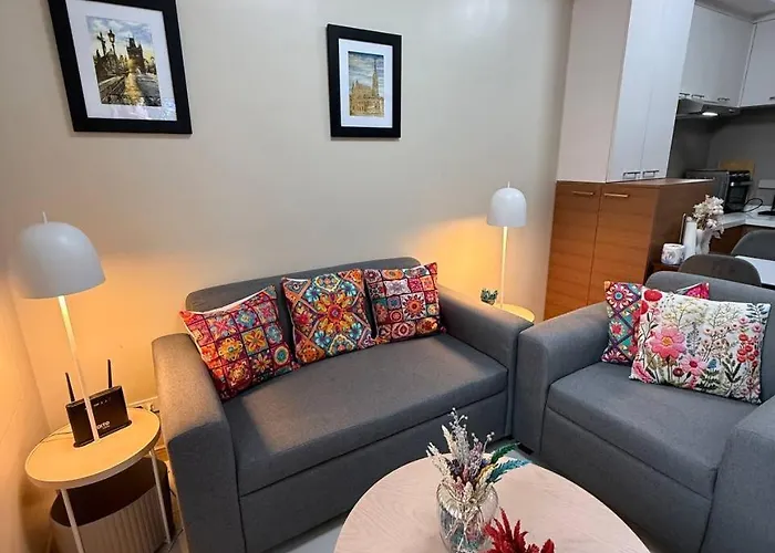 European Vibe 1br Great River View Free Pool Gym Internet Netflix Prime Hbo Max 3rd Apartment Manila
